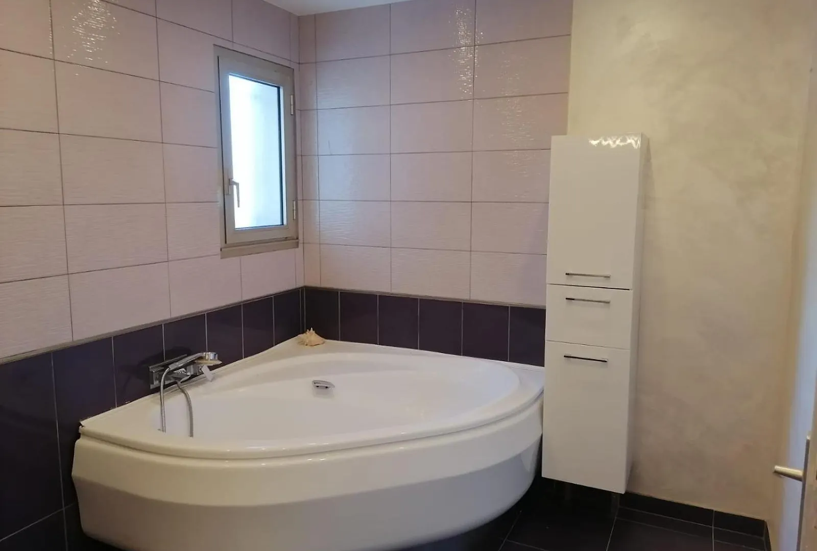 Haut De Villa Avec Piscine Le Broc  0*, Le Broc (Alpes-Maritimes)